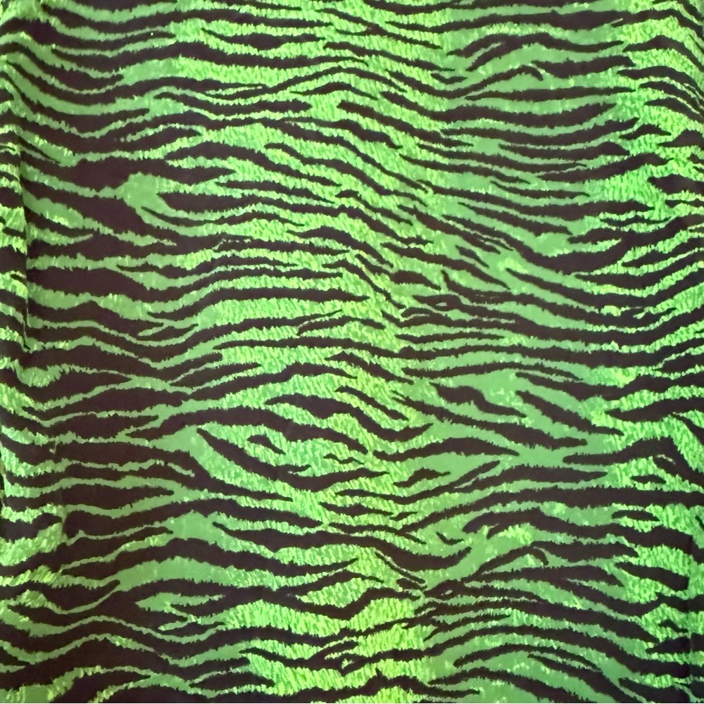 KENZO x H&M Green Tiger Print Silk Ruffle Collar Long Sleeve Button Up Blouse 2 - Picture 16 of 16